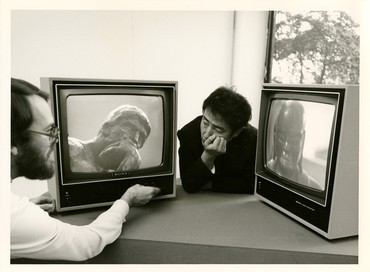 Nam June Paik with Wulf Herzogenrath, Kolnischen Kunstverrein, Cologne, German, 1976. Photo: courtesy Smithsonian American Art Museum