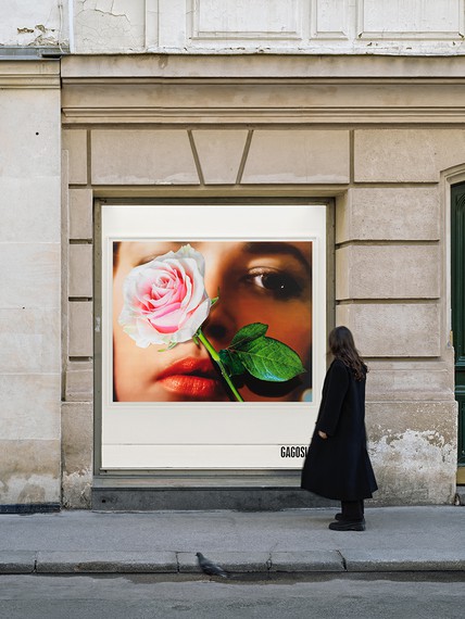 Urs Fischer, Rose, 2024, installation view, Gagosian, rue de Ponthieu, Paris. Artwork © Urs Fischer. Photo: Stefan Altenburger