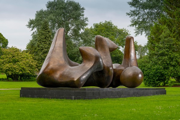 アート・デザイン・音楽 Henry Moore: A Monumental Vision Henry Moore: Monumental Nature | Museum Exhibitions | News | Gagosian