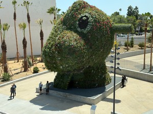 Jeff Koons: Split-Rocker | Announcements | News | Gagosian