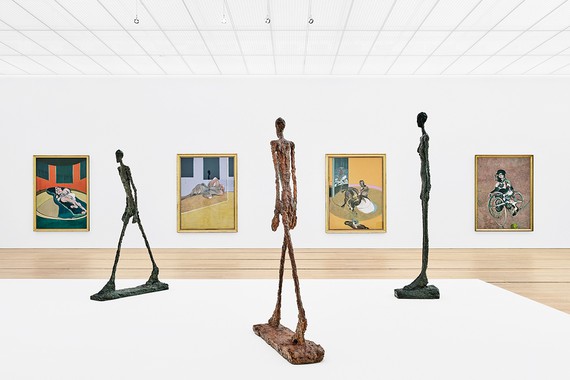 Installation view, Bacon Giacometti, Fondation Beyeler, Riehen/Basel, April 29–September 2, 2018. Artwork by Francis Bacon © The Estate of Francis Bacon. All rights reserved/2018, ProLitteris, Zurich. Artwork by Alberto Giacometti © Succession Alberto Giacometti/2018, ProLitteris, Zurich. Photo: Mark Niedermann