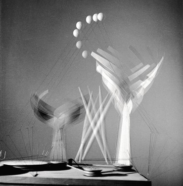 An Alphabetical Guide to Calder and Dance