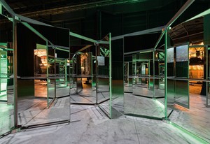 <p>Carsten Höller, <em>Revolving Doors</em>, 2016, mirrored revolving glass doors, aluminum, alucobond, and steel, 219 ¾ × 219 ¾ × 89 ¾ inches (558 × 558 × 228 cm) Photo by Attilio Maranzano</p>