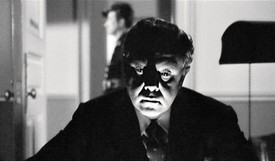 Black and white still image from Joseph H. Lewis's “So Dark the Night” (1946)