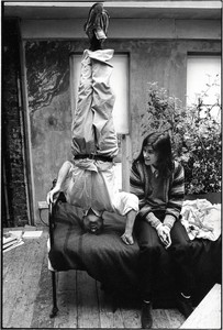 <p>Bruce Bernard, <em>Lucian Freud Standing on His Head</em><em>, with Daughter Bella</em>, 1983</p>