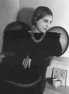 Black and white portrait of Beatrice Wood