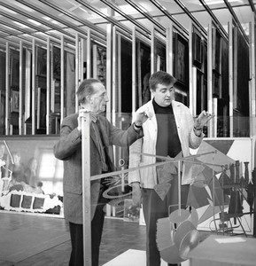 Black and white portrait of Marcel Duchamp and Ulf Linde working at the Moderna Museet in Stockholm