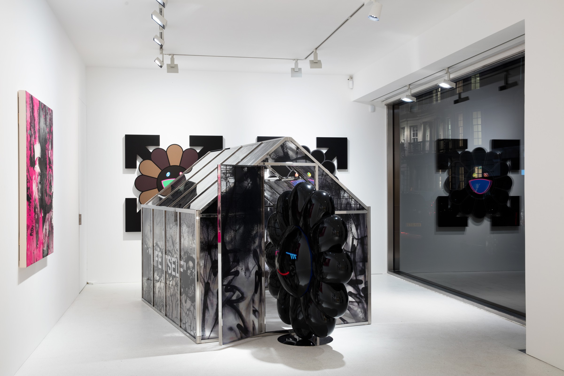 Virgil Abloh and Takashi Murakami Exhibition at Gagosian Gallery – WWD