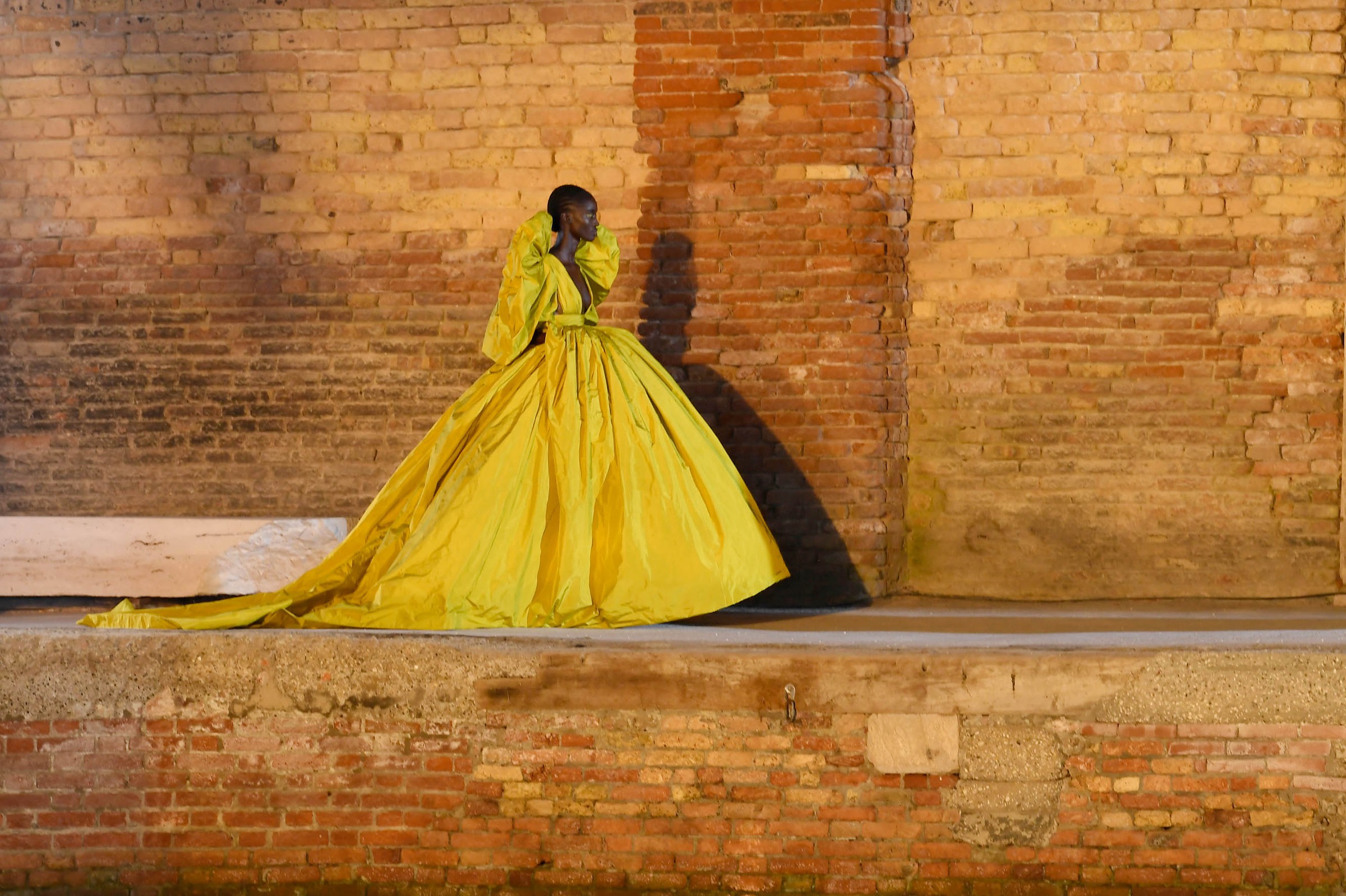 Yellow Pants For Summer, Video published by Naomi Boyer