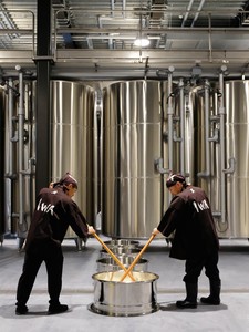 <p>The brewing process at IWA Sake, Shiraiwa <em>kura</em>, Japan, 2021. Photo: Nao Tsuda, courtesy IWA Sake</p>