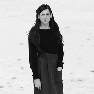 Black-and-white portrait of Taryn Simon