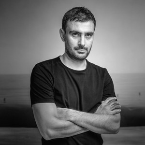Black-and-white portrait of Mehdi Ghadyanloo