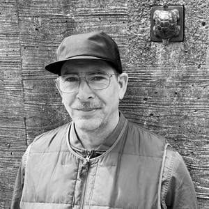 A portrait of Dean Anes