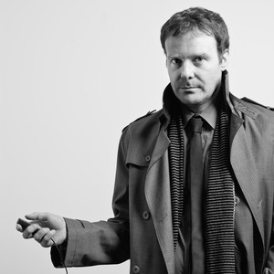 Black-and-white portrait of Tom McCarthy