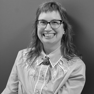 Black-and-white portrait of Jennifer Snyder