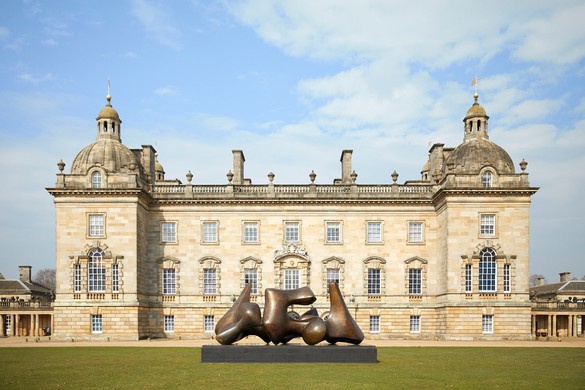 Henry Moore, Three Piece Sculpture: Vertebrae, 1968–69; installation view, Henry Moore at Houghton Hall: Nature and Inspiration, May 1–September 29, 2019
